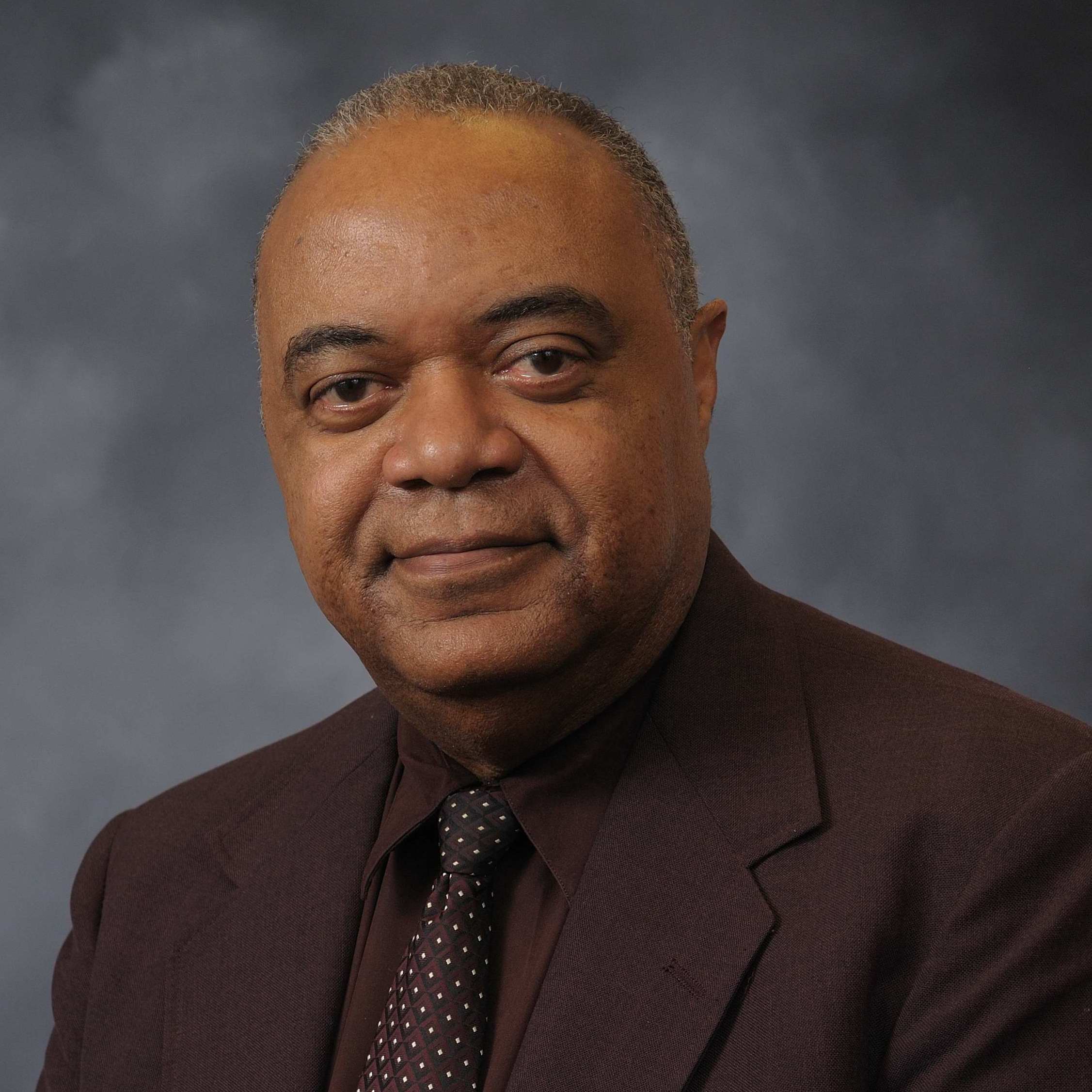 Kenneth Ponds
